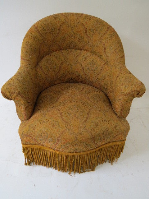SLIPPER CHAIR