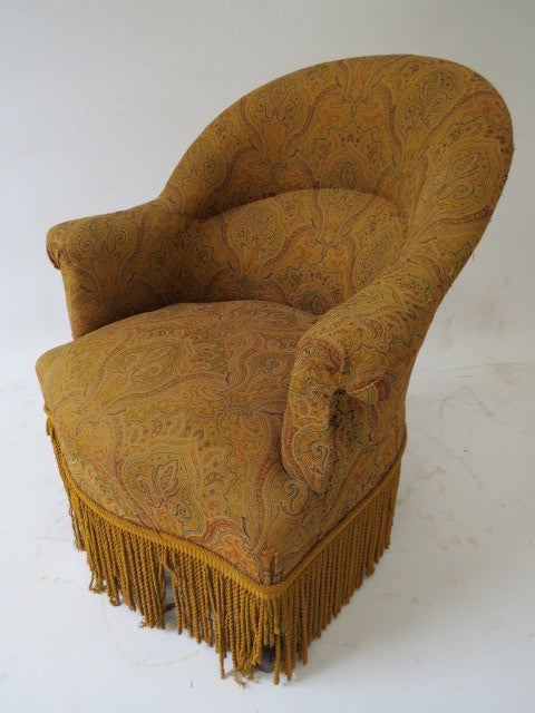 SLIPPER CHAIR