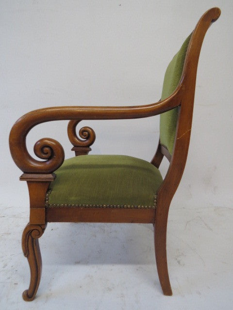 1960 with curved arms