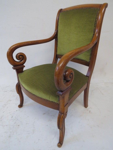 1960 with curved arms