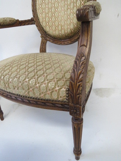 Pair style armchairs Louis 16